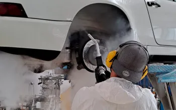 Galaverna Srl - Pulizia criogenica con ghiaccio secco per servizi di car detailing